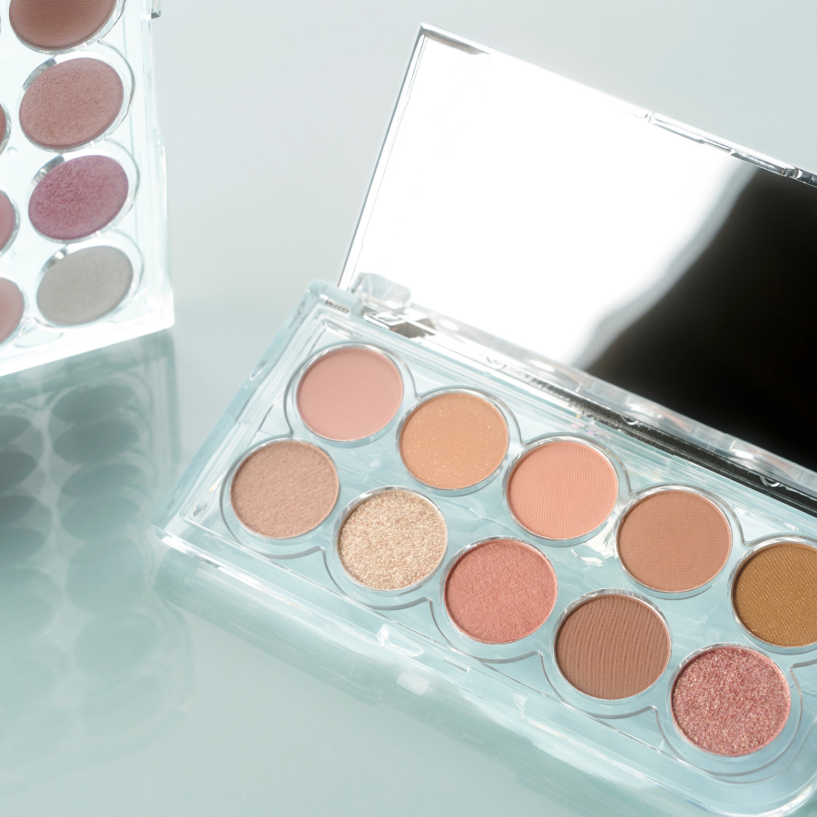 LUMMIR Light On Eyes Shadow Palette - 7AM Spring Morning