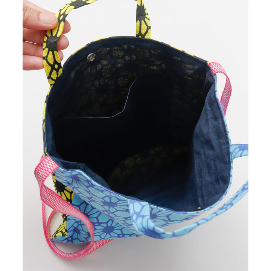 AMINA Cherry Blossom Tote - Blue (84g)