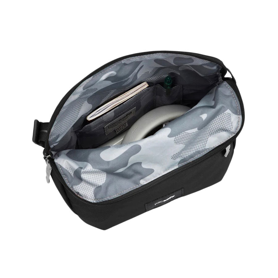 PACSAFE GO Saddle Crossbody - JET BLACK
