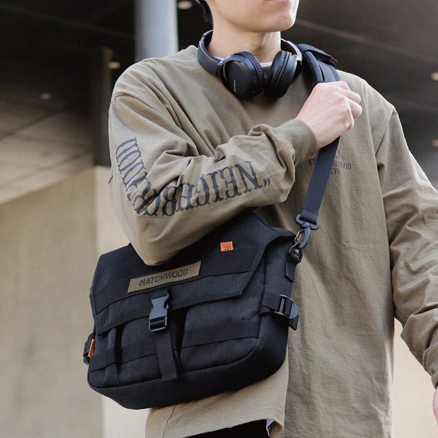 MATCHWOOD Army Messenger Bag - Black  (690g)