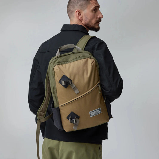FJALLRAVEN SS25 Vardag Backpack 17 - Green-Clay