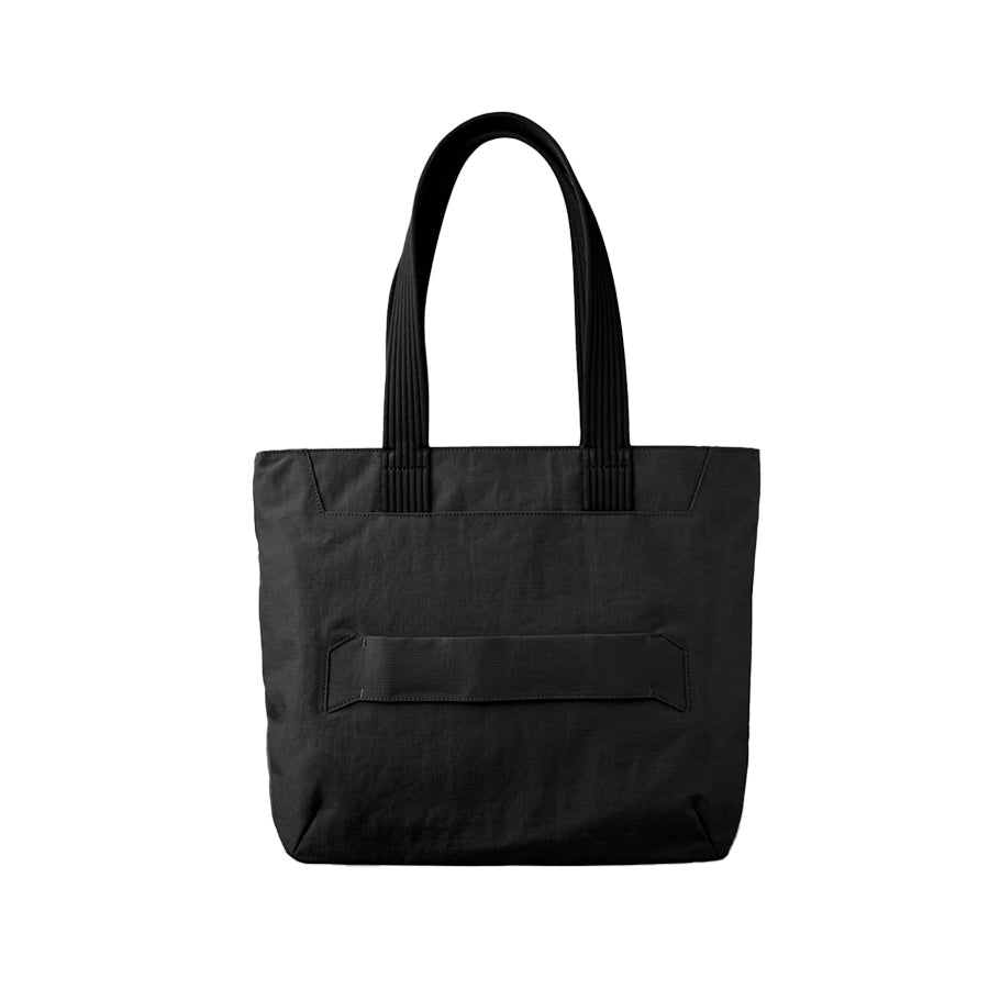 ALPAKA Flight Tote (M) - Black