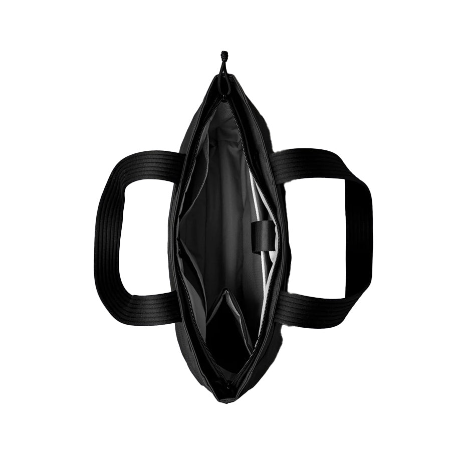 ALPAKA Flight Tote (M) - Black